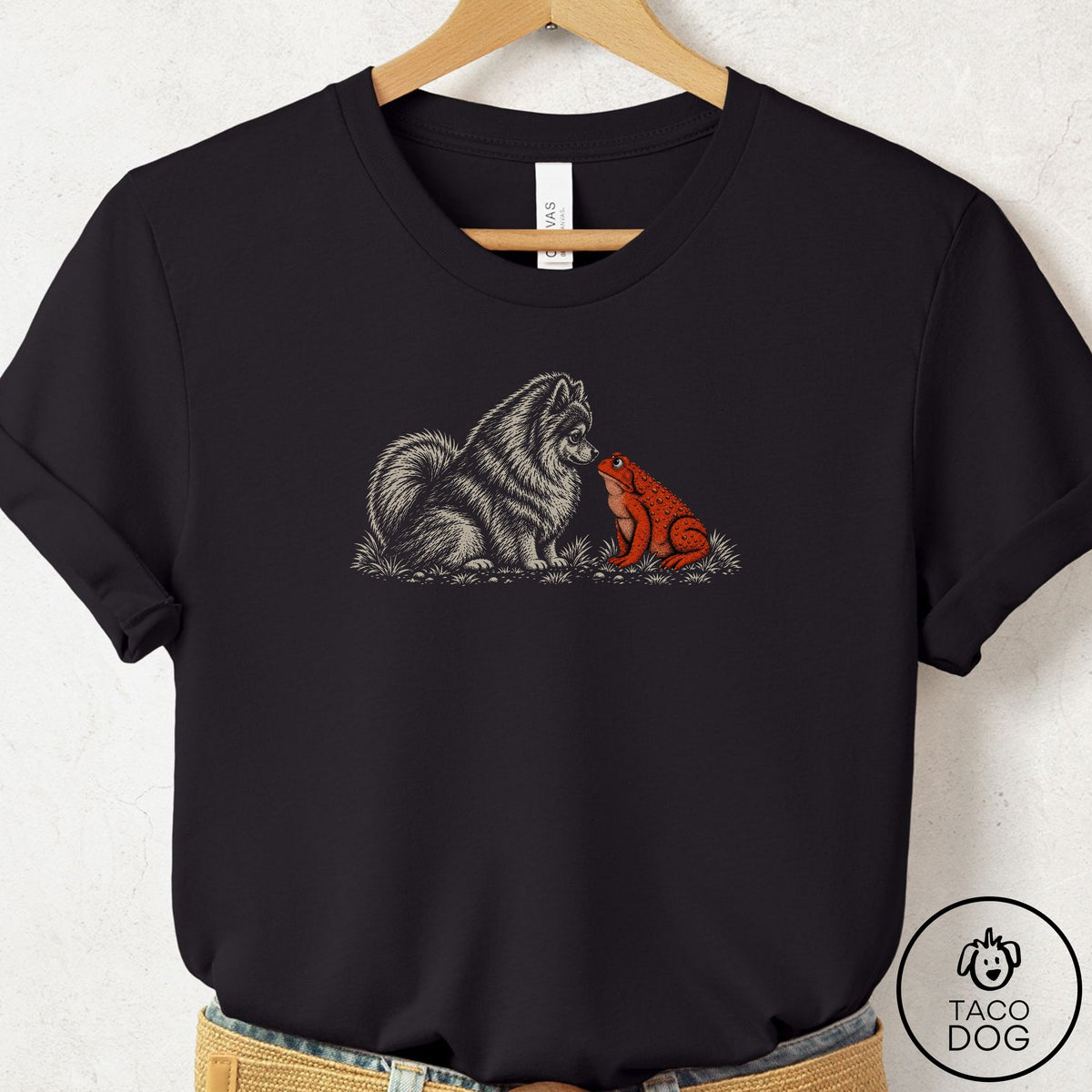Pomeranian Toad Watch T-Shirt Black Taco-Dog