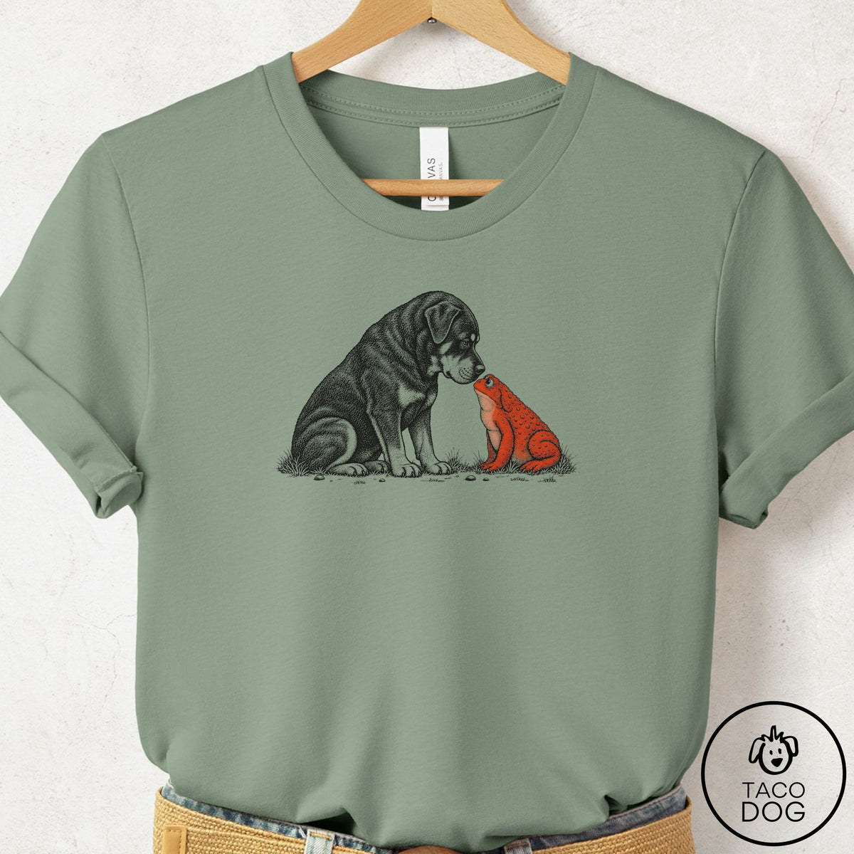 Rottweiler Toad Watch T-Shirt Sage Taco-Dog