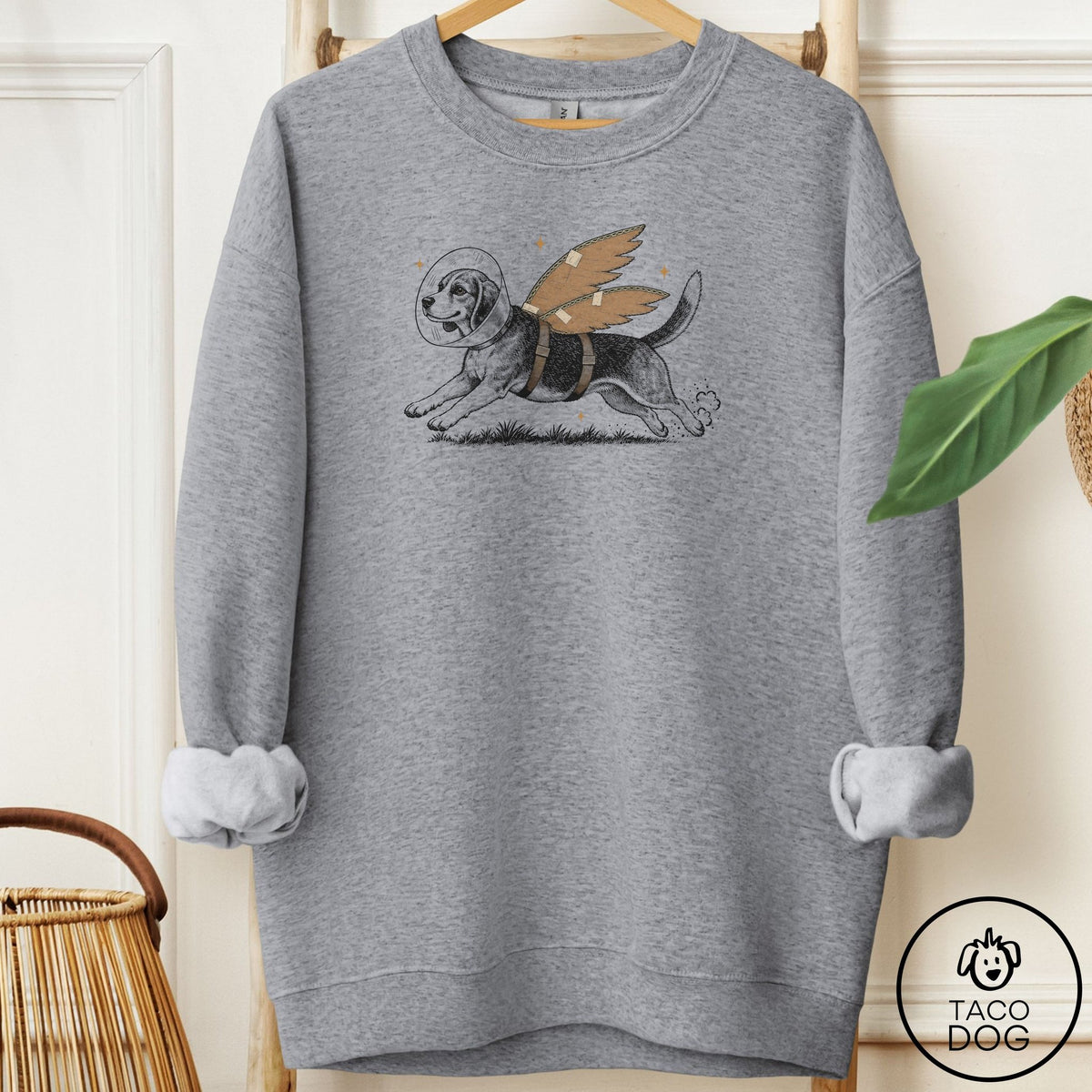 Beagle Vet Wings Sweatshirt Graphite Heather Taco-Dog