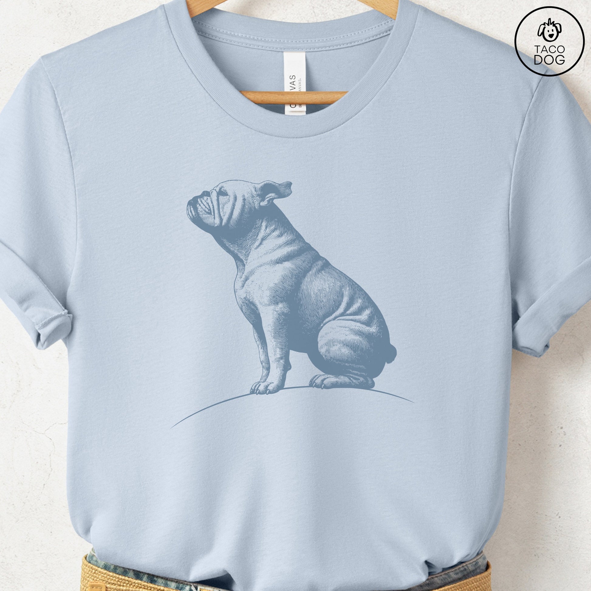 English Bulldog Tail Wind T-Shirt Taco-Dog