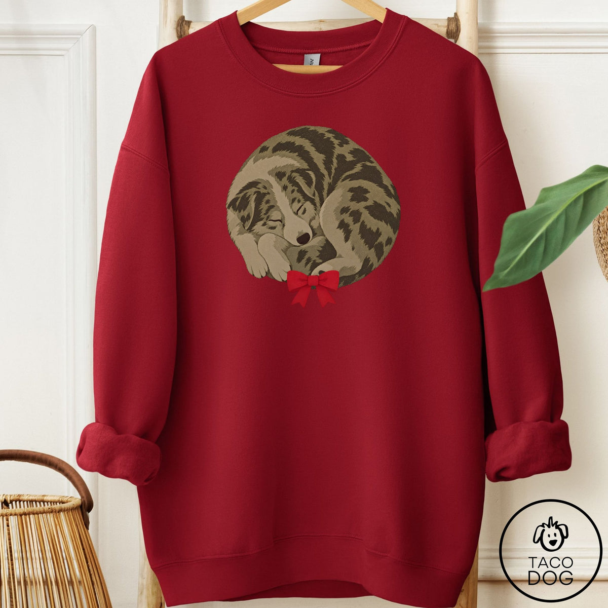 Australian Shepherd Wreath Sweatshirt Garnet Taco-Dog