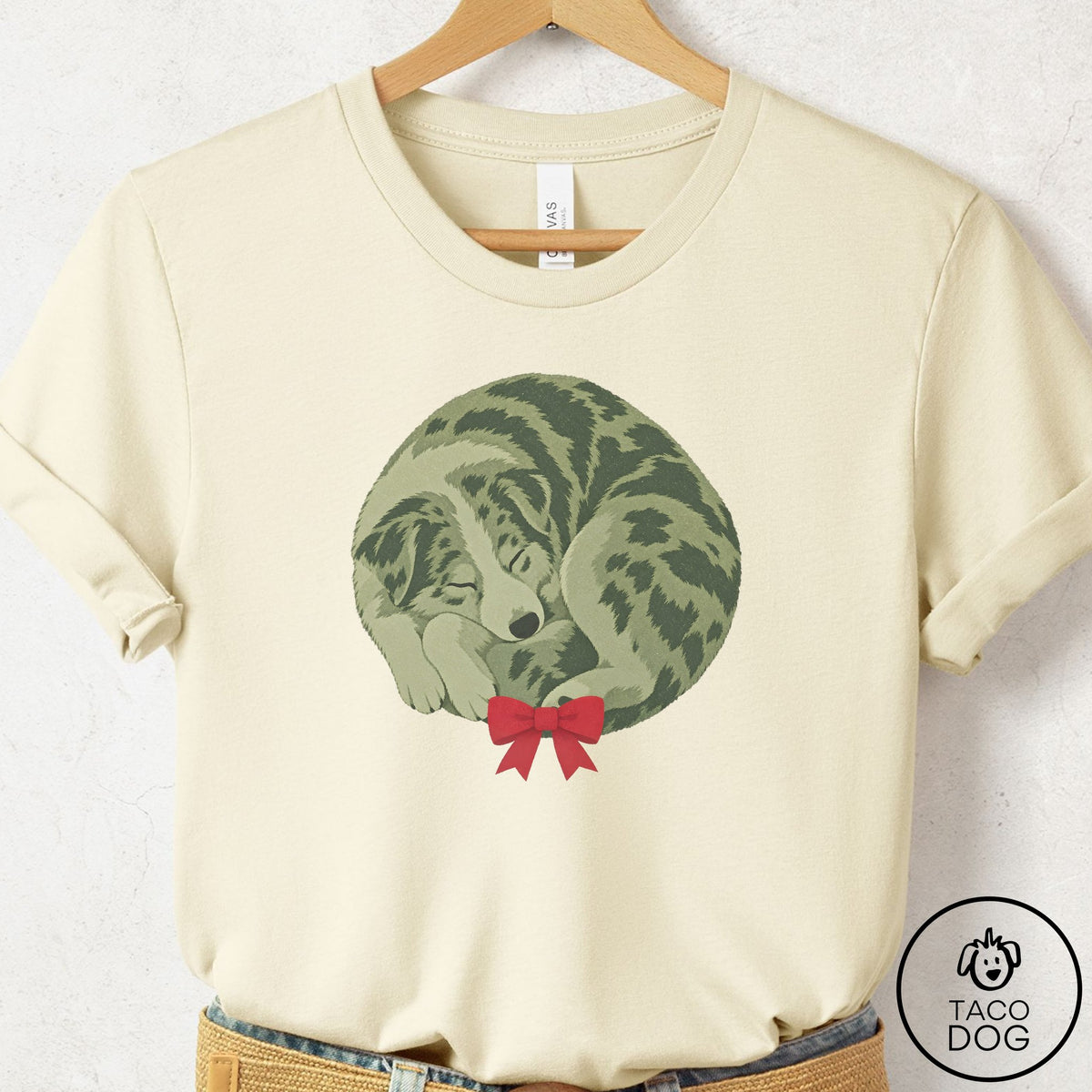 Australian Shepherd Wreath T-Shirt Natural Taco-Dog