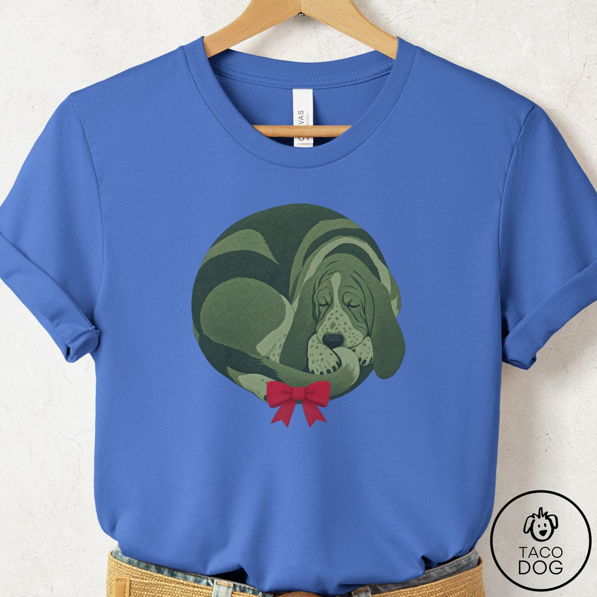 Basset Hound Wreath T-Shirt Columbia Blue Taco-Dog