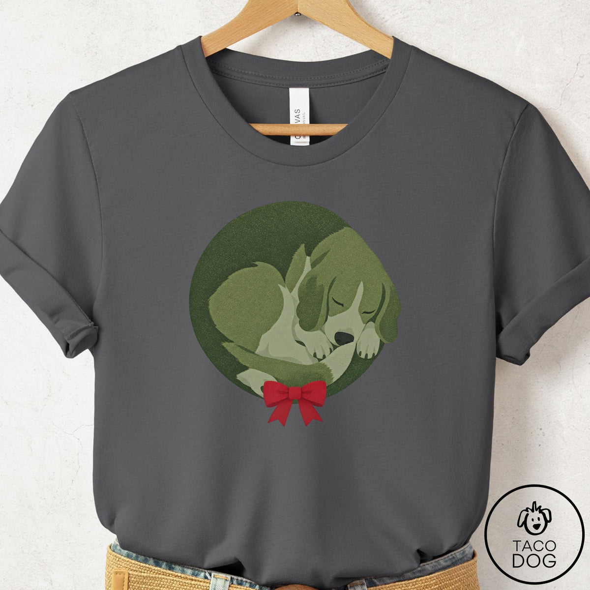 Beagle Wreath T-Shirt