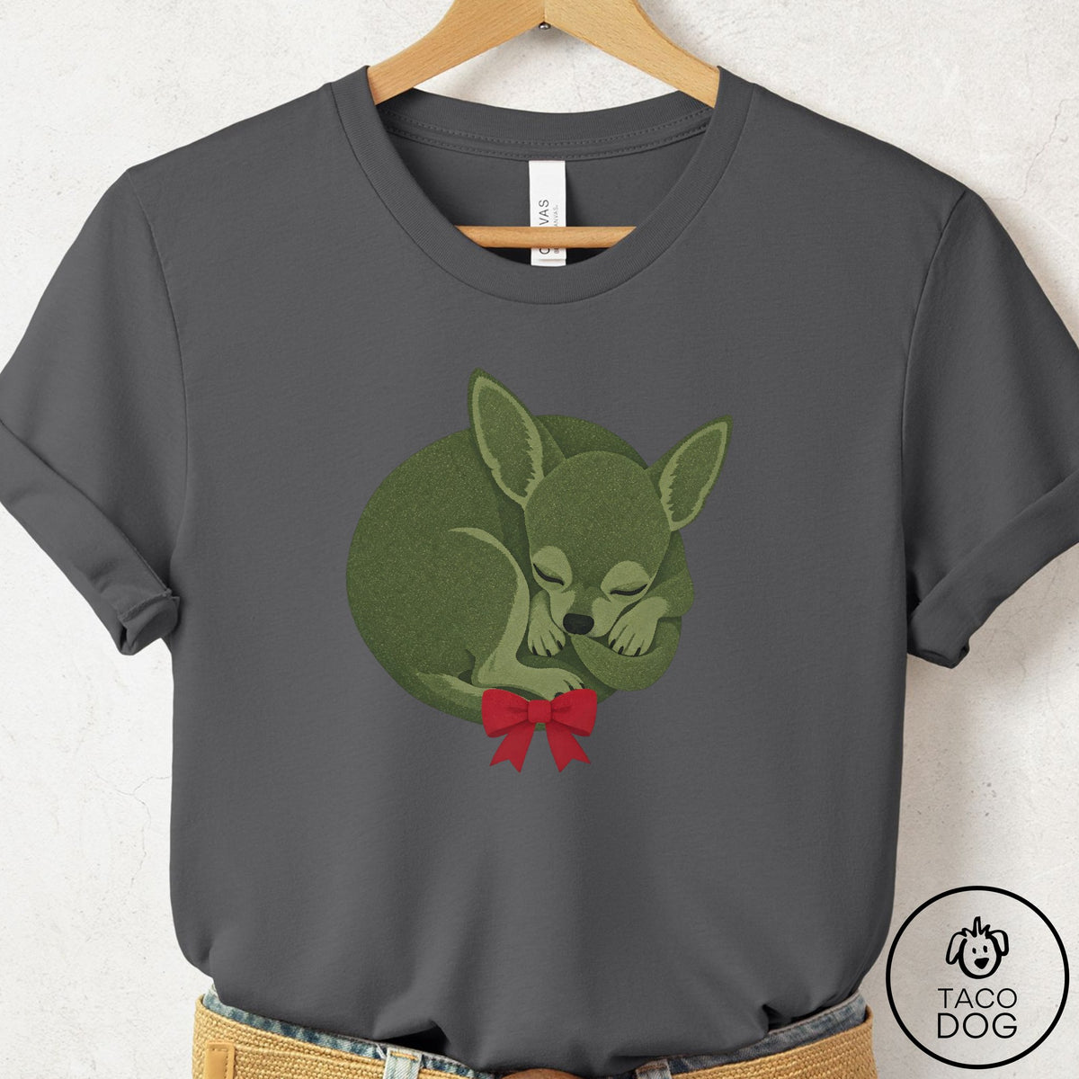 Chihuahua Wreath T-Shirt Asphalt Taco-Dog