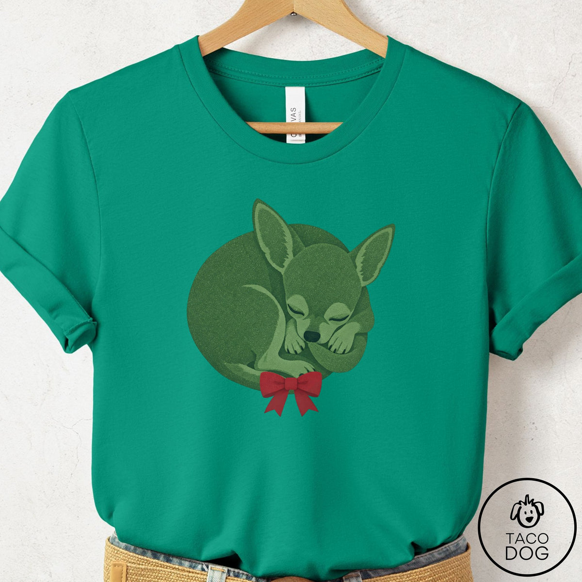 Chihuahua Wreath T-Shirt Kelly Taco-Dog