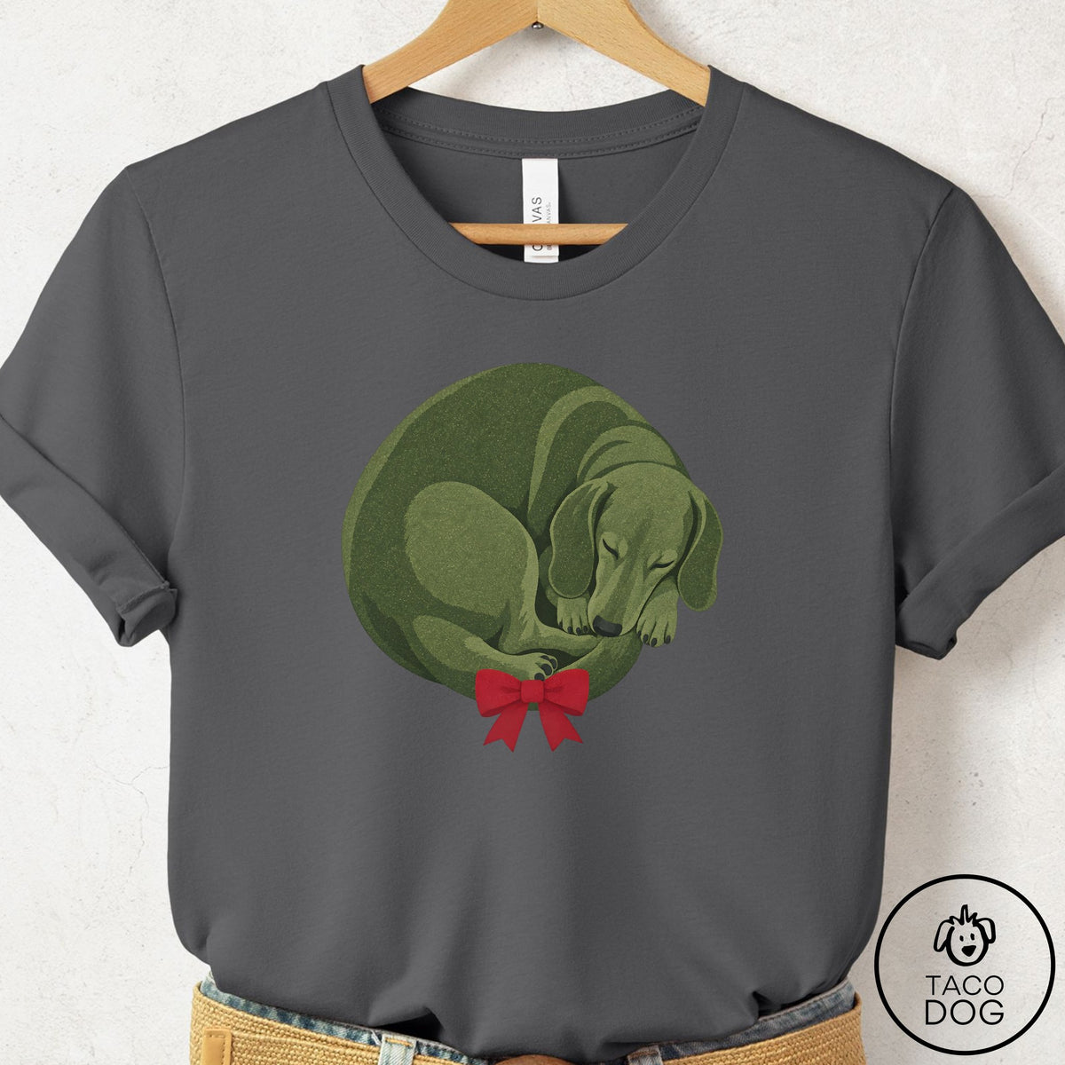 Dachshund Wreath T-Shirt Asphalt Taco-Dog