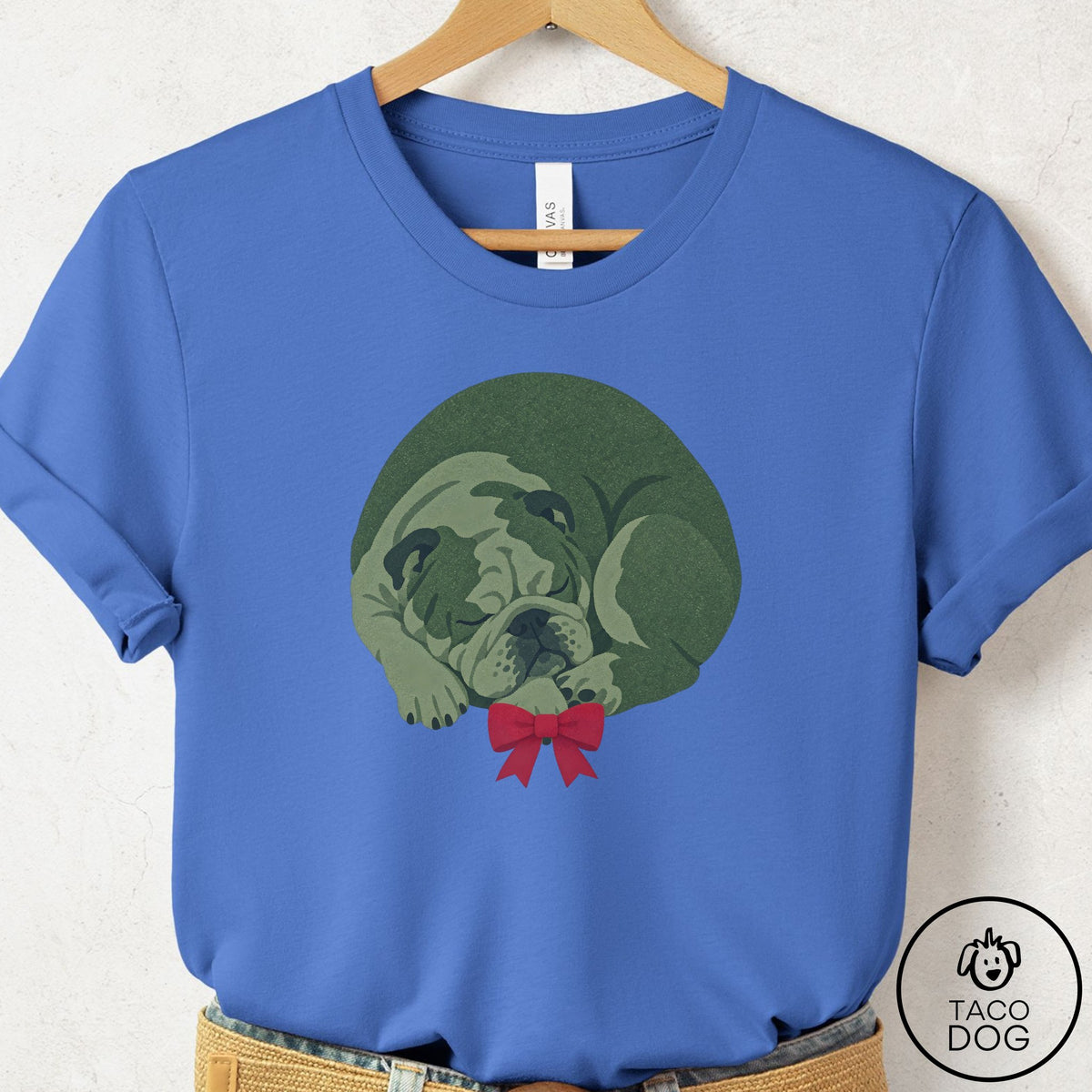 English Bulldog Wreath T-Shirt Columbia Blue Taco-Dog