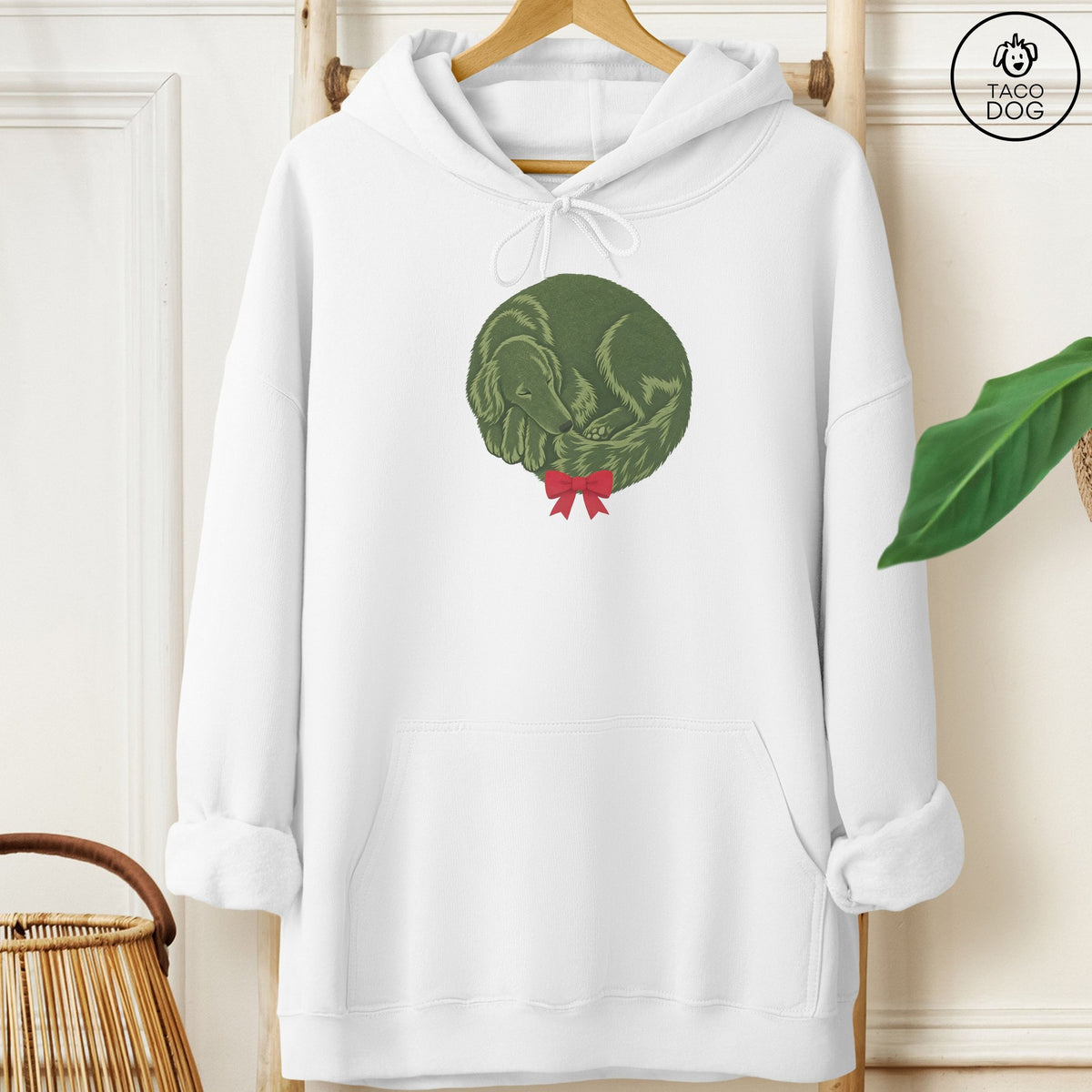 Flat-Coated Retriever Wreath Hoodie White Taco-Dog