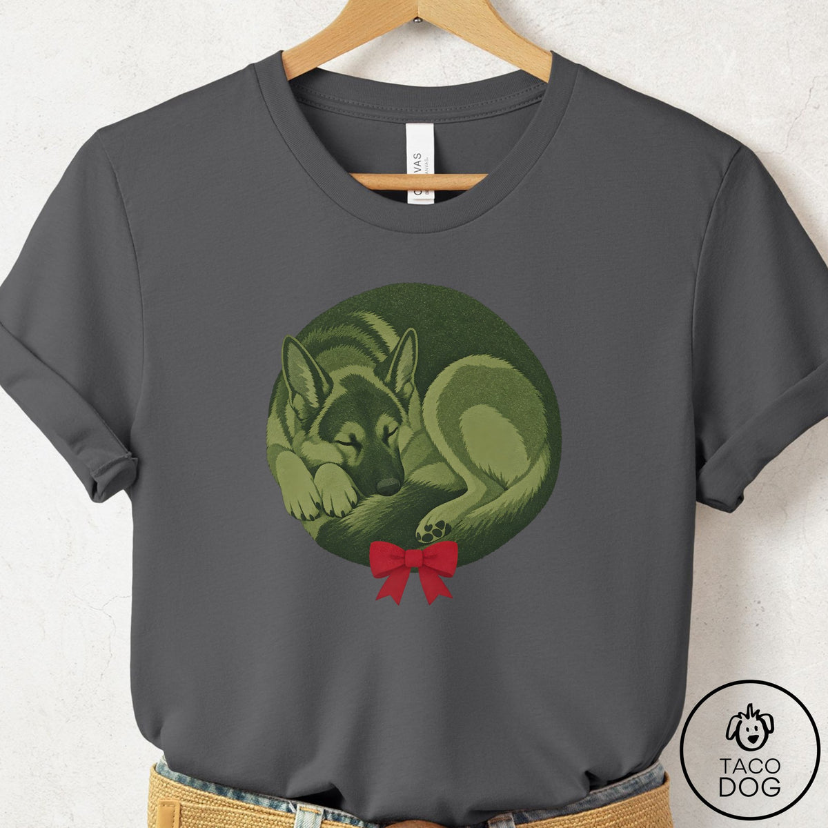 German Shepherd Wreath T-Shirt Asphalt Taco-Dog