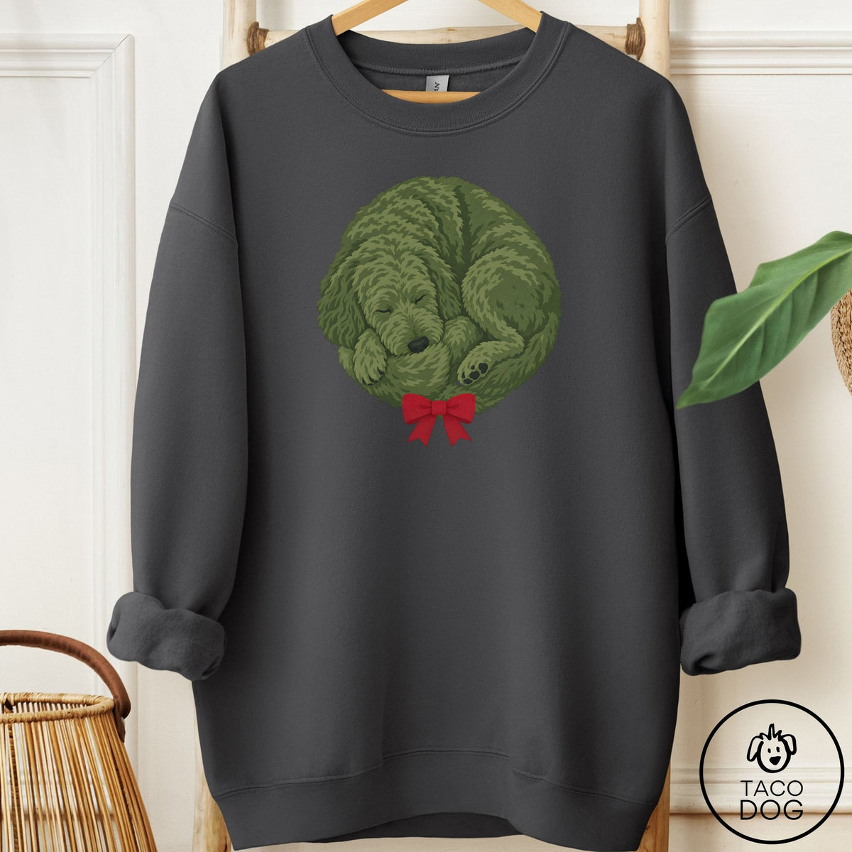 Doodle Wreath Sweatshirt Charcoal Taco-Dog