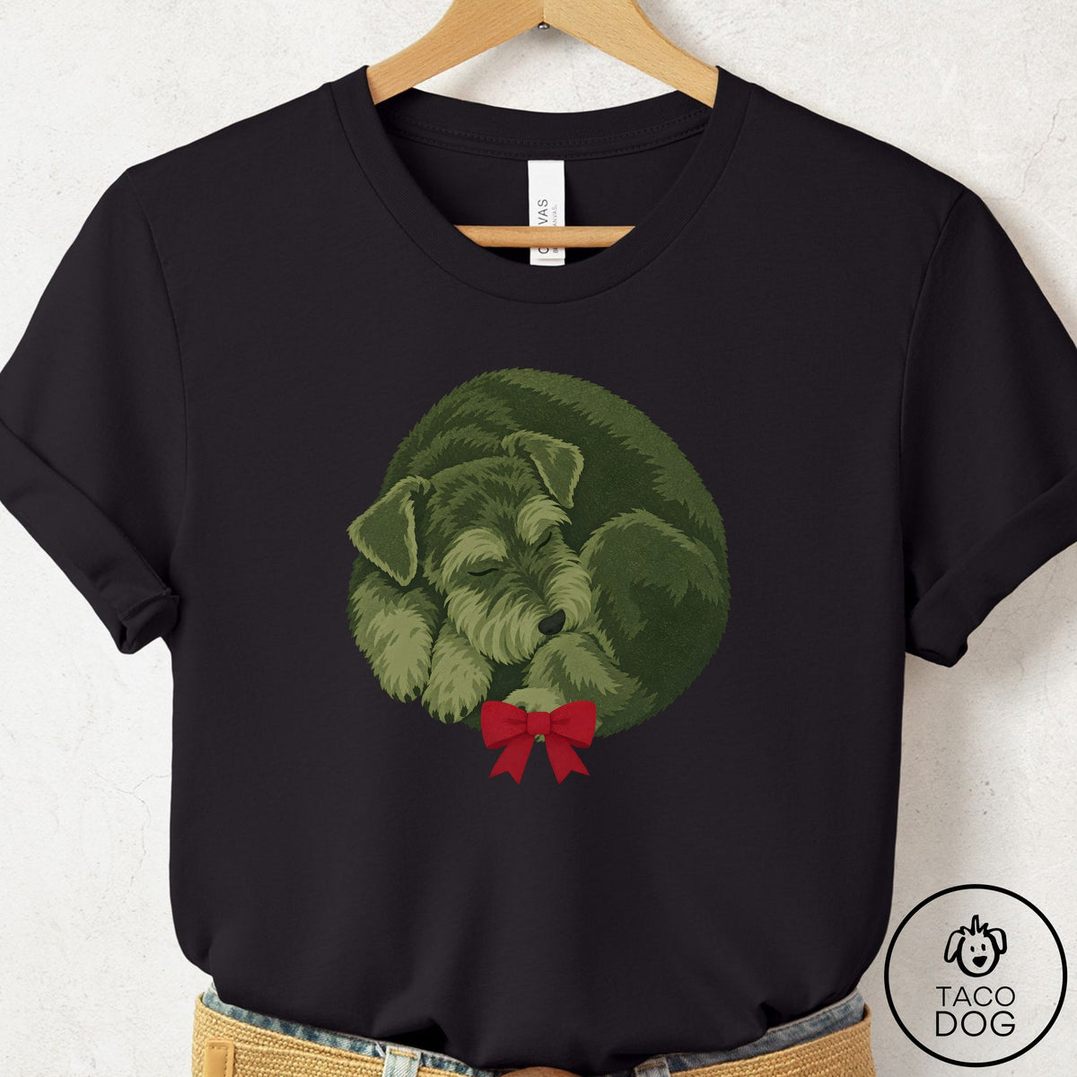 Schnauzer Wreath T-Shirt, design close-up