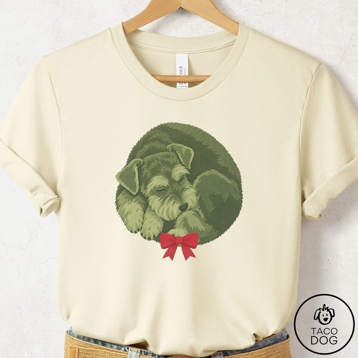 Schnauzer Wreath T-Shirt Natural Taco-Dog