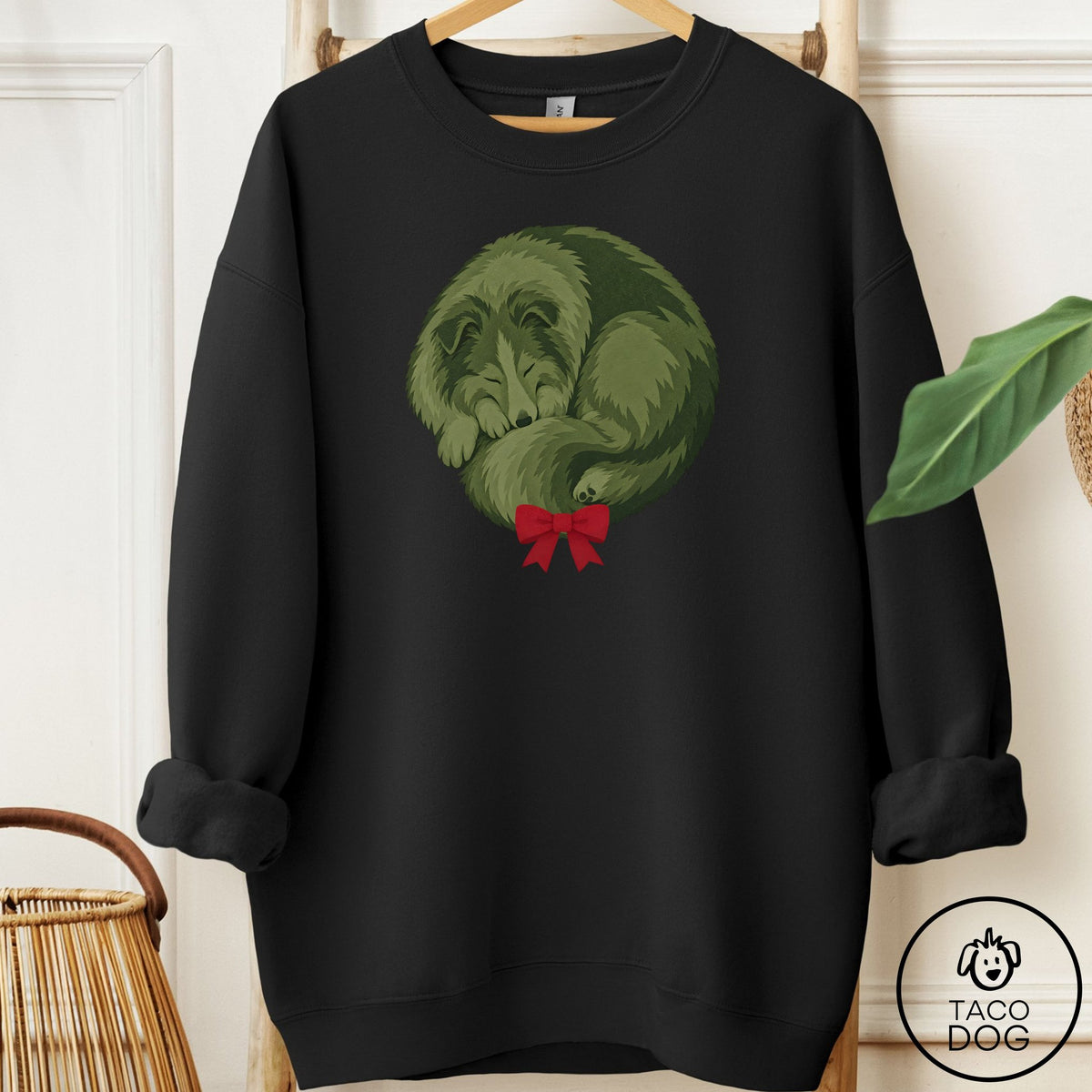 Shetland Sheepdog Wreath Sweatshirt Black Taco-Dog