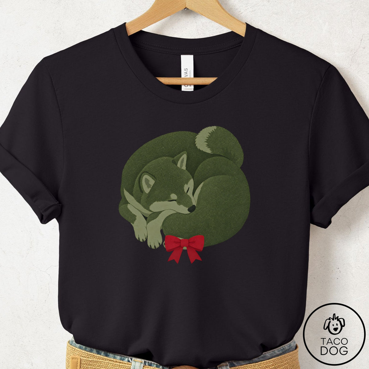 Shiba Inu Wreath T-Shirt Black Taco-Dog