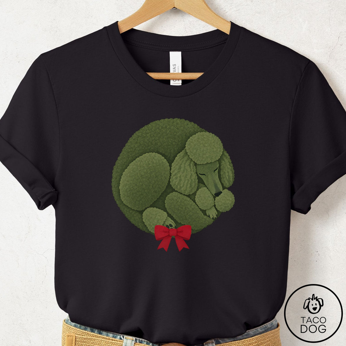 Poodle Wreath T-Shirt Black Taco-Dog